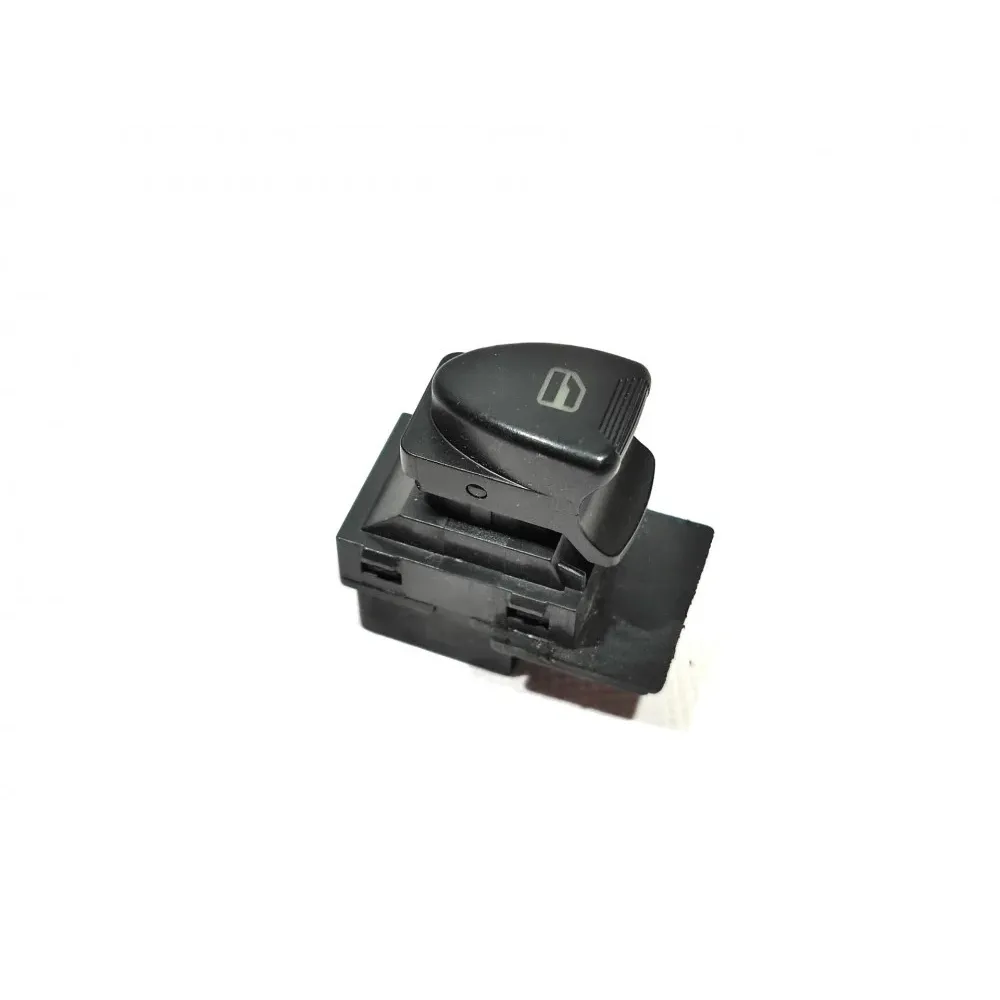Кнопка стеклоподъемника Chery QQ Чери КУКУ S11-3746040