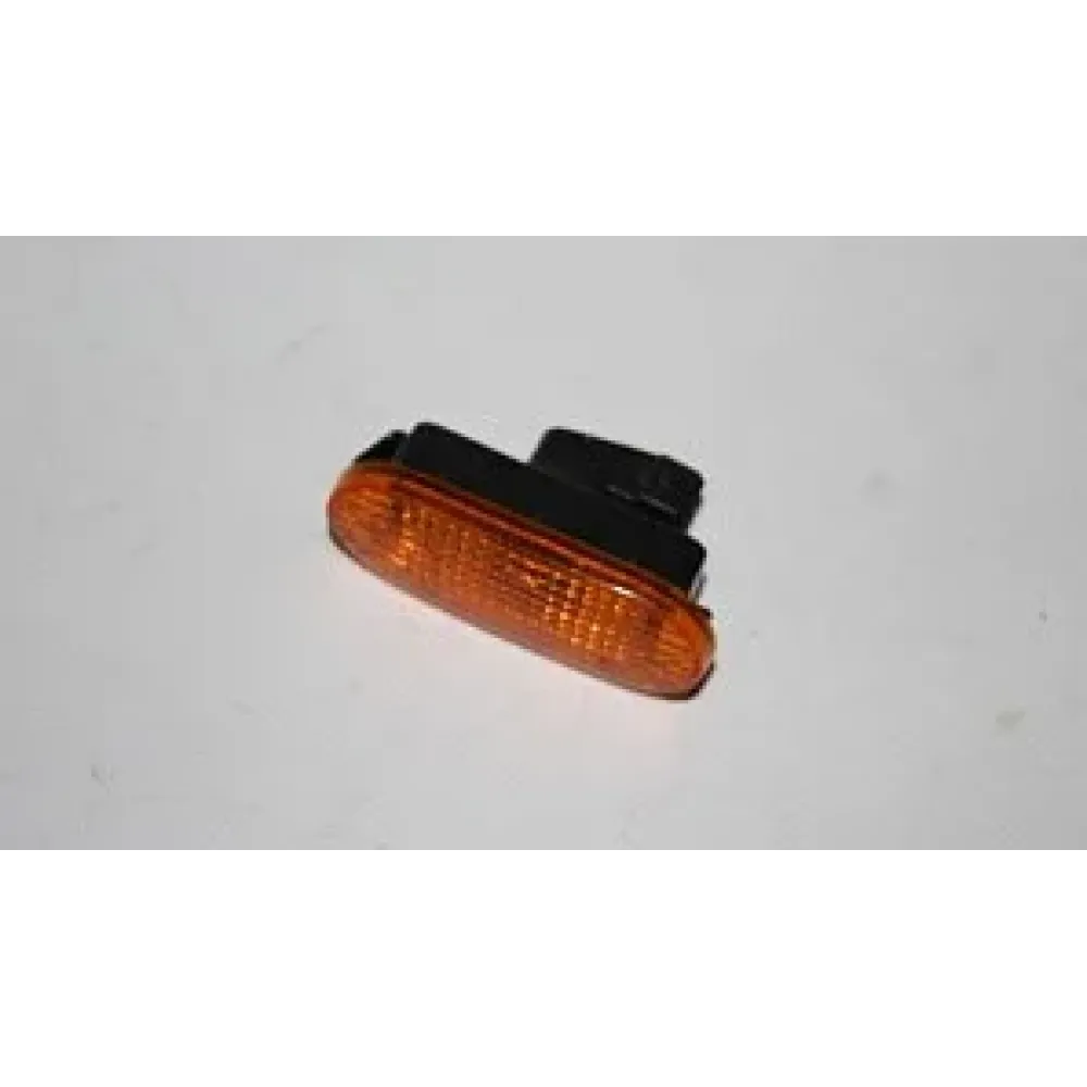 Поворотник на крыло Чери Амулет Chery Amulet Лицензия А15-3731010AB
