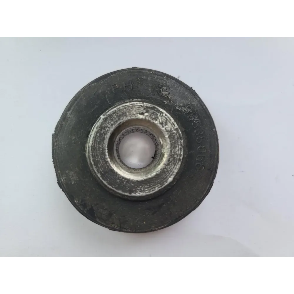 Сайлентблок подрамника задний Авео PH 96535066