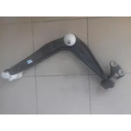 Рычаг передний правый MG 550 и MG6, лицензия 10013212