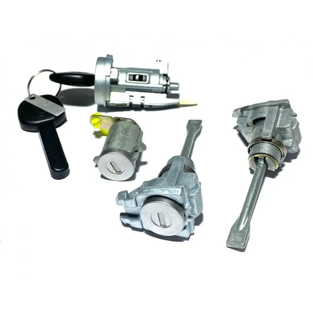 Комплект ключей и личинок Geely MK2/MK Cross Джили МК /МК Кросс 1018011447