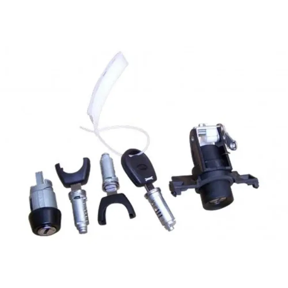 Комплект ключів і личинок Чері Амулет Chery Amulet A11-8CB6105H4