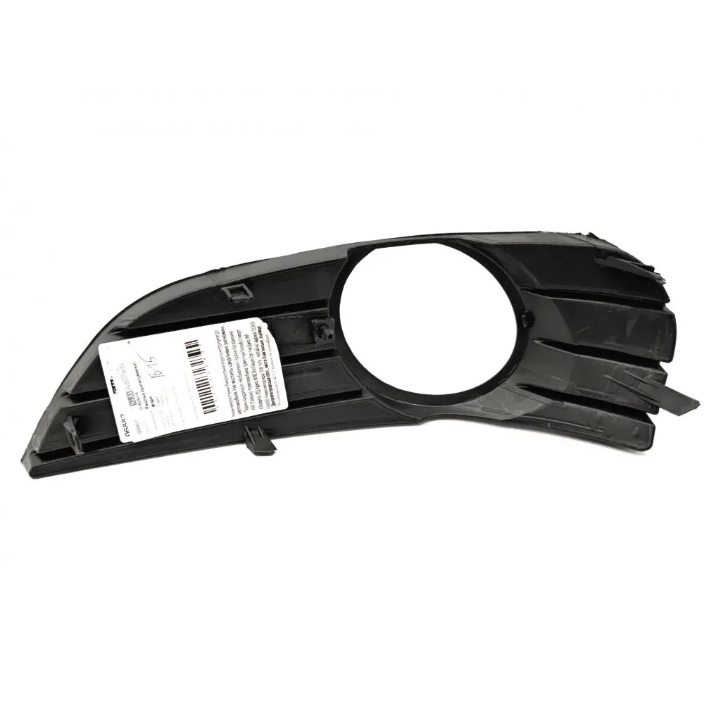 Решетка противотуманной фары mk2 правая Джили МК Geely MK Лицензия 1018006114